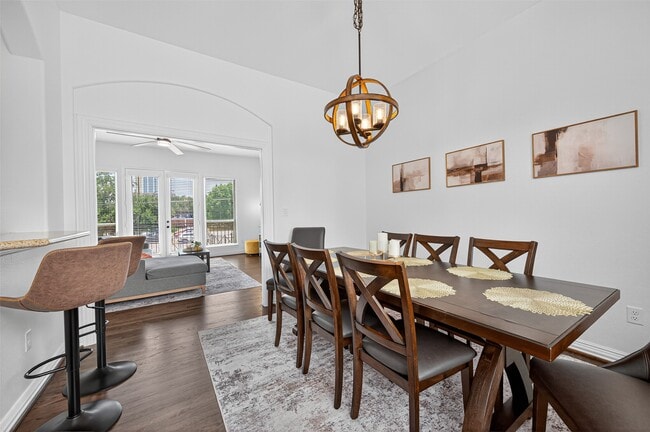 Building Photo - 1505 Wentworth St