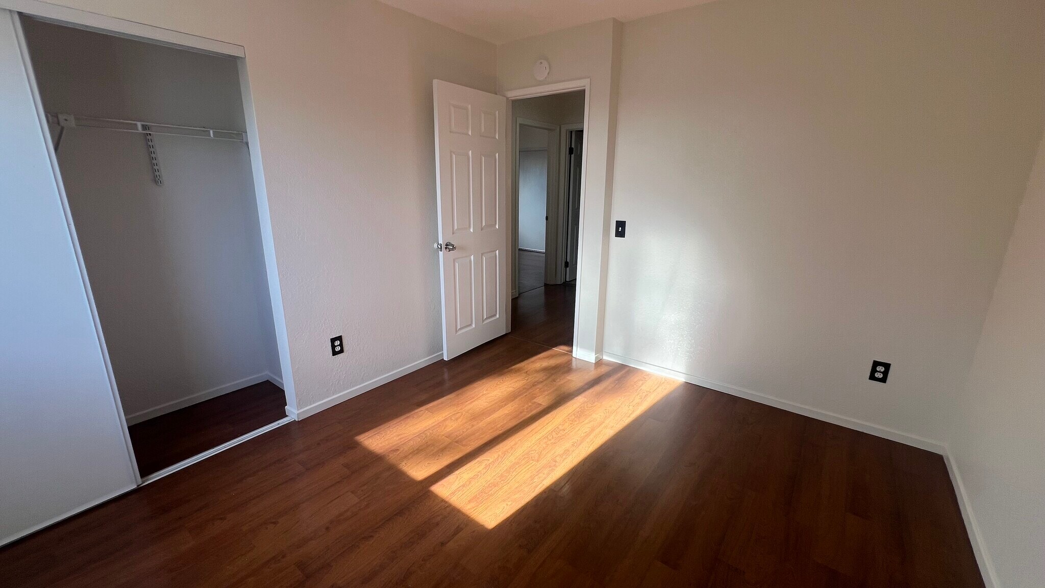 Badroom 1 - 38238 La Loma Ave