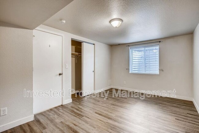 Building Photo - 172 S Cody St