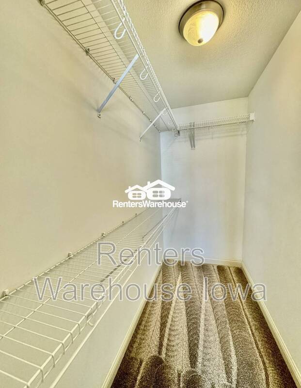 Building Photo - 2004 63rd St