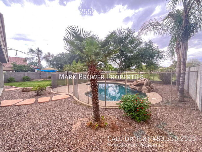 Building Photo - 5127 S Marble St
