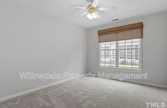 Building Photo - 3313 Kudrow Ln