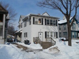 Building Photo - 513 8th Ave SE