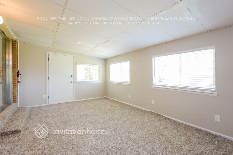 Building Photo - 641 E Geddes Ave