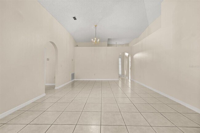 Building Photo - 2533 Quail Park Terrace