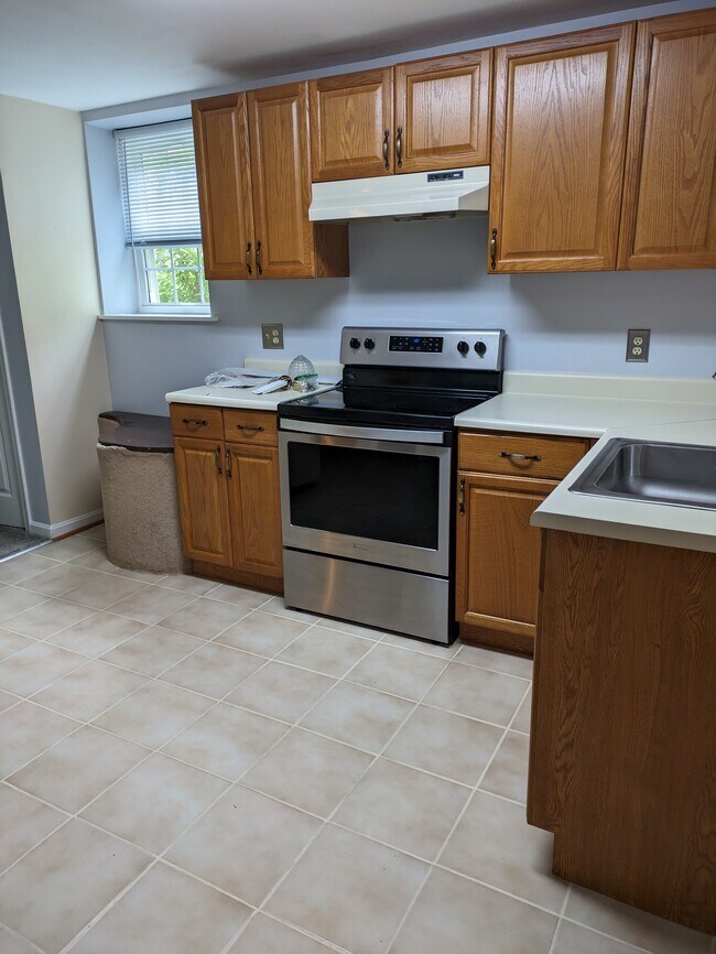 Building Photo - 11914 Proctor Ct