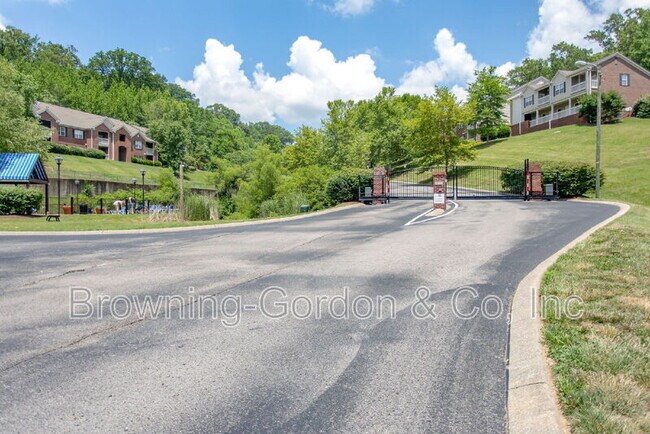 Primary Photo - 6820 Hwy 70 S