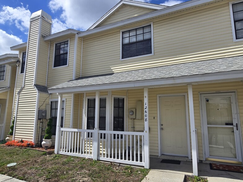 Building Photo - 12608 Castle Hill Dr