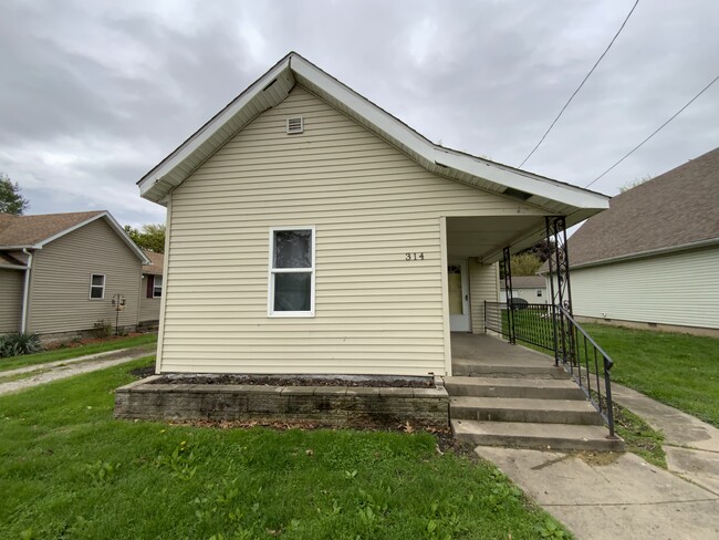 Primary Photo - 314 Indiana Ave