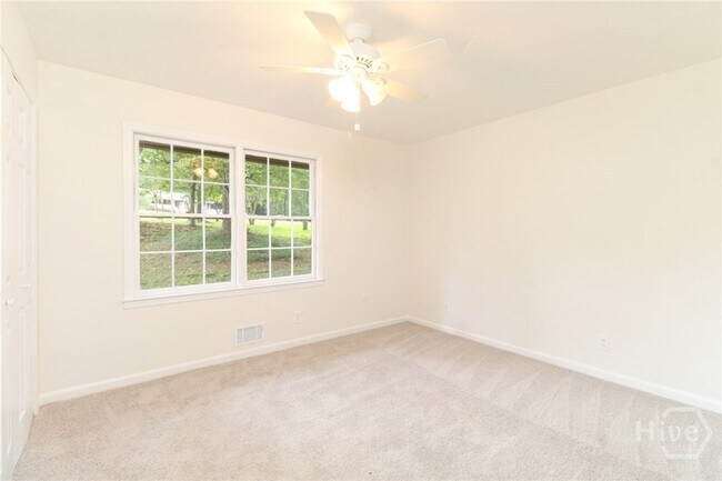 Building Photo - 1191 Arrowhead Rd