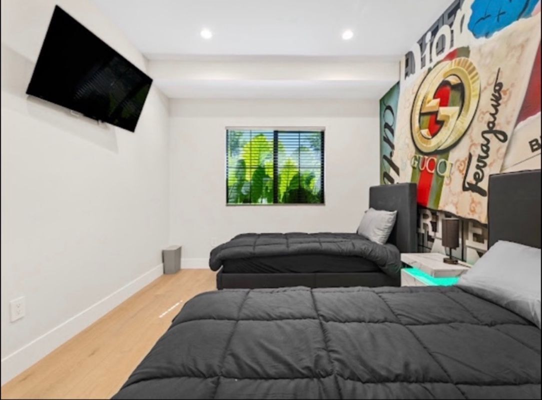 Building Photo - 2743 N Keystone St