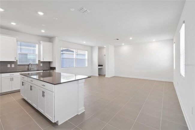 Building Photo - 3013 Howley Aly