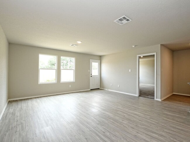 Building Photo - 4 BR /2 BA - 1667 SF Home in Hidden Trails...