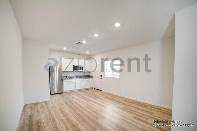 Building Photo - 12812 Herringbone Way