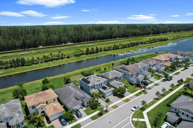 Building Photo - 15406 Goldfinch Cir