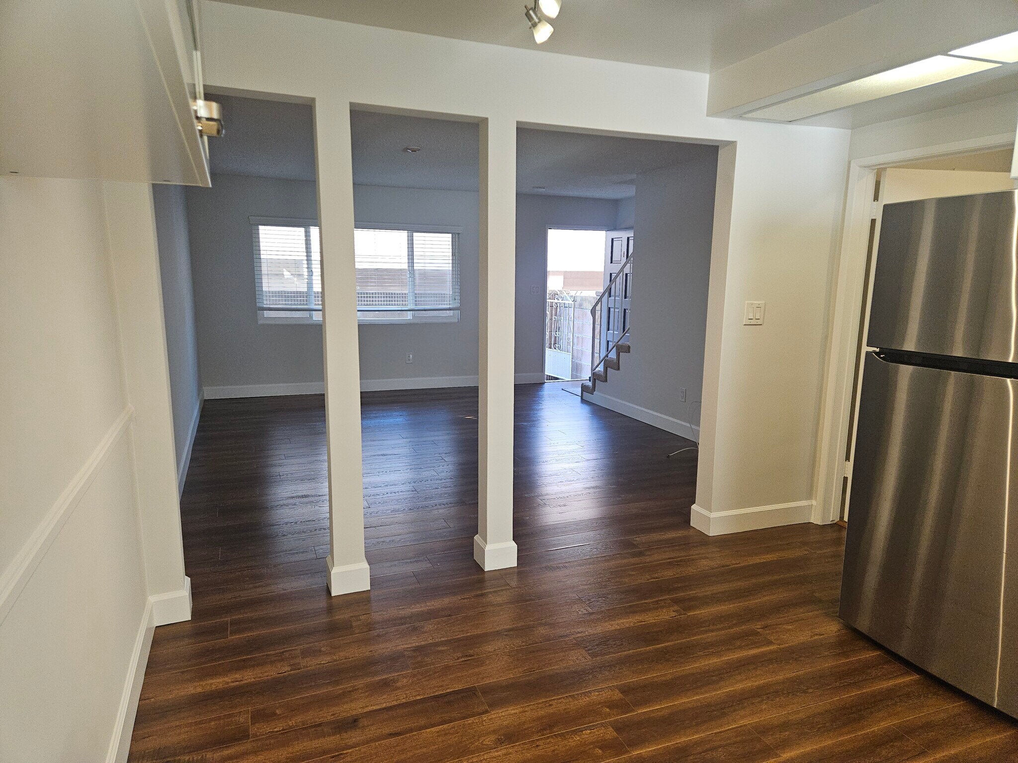 Building Photo - 1906 Rockefeller Ln