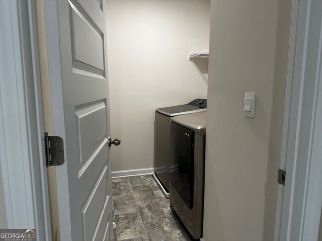 Building Photo - 367 Broder Farms Dr