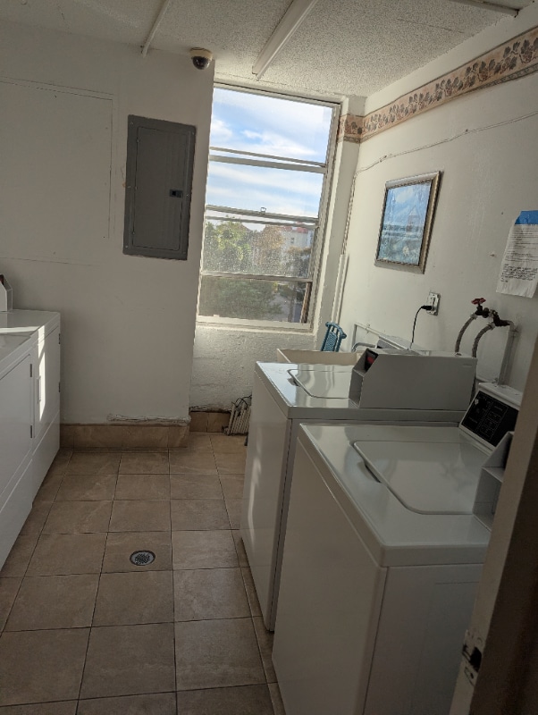 Building Photo - 2900 NW 48th Terrace