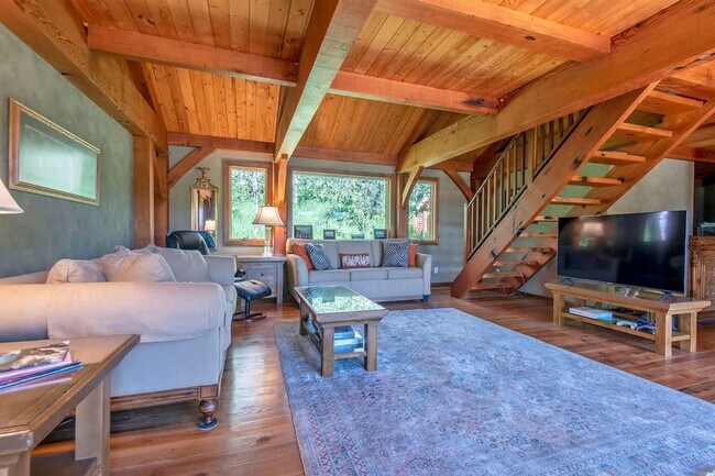 Building Photo - 10570 Rammell Mountain Rd