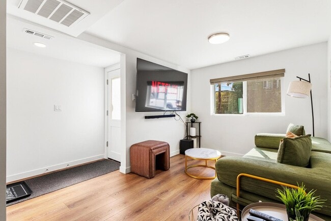 Building Photo - 450 SW 154th St