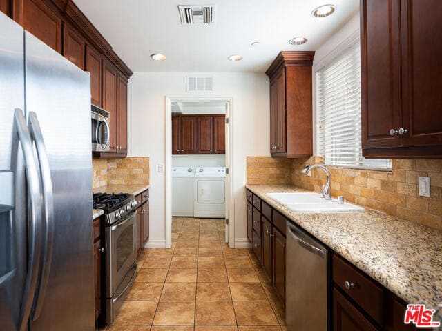 Building Photo - 124 Orlando Ave