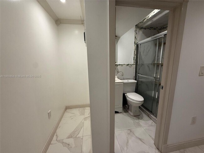 Building Photo - 1490 NW 34th St