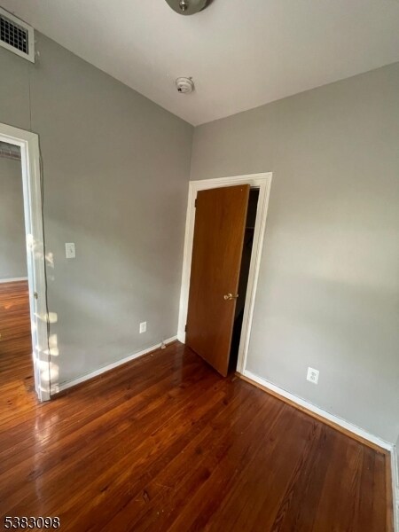 Building Photo - 302 Princeton Ave