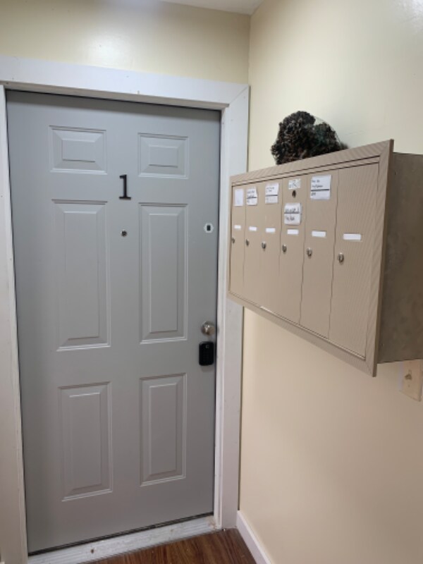 Building Photo - 2024 NW 26th St