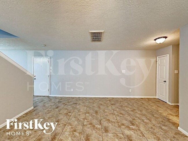 Building Photo - 3510 Fuller Bluff Dr
