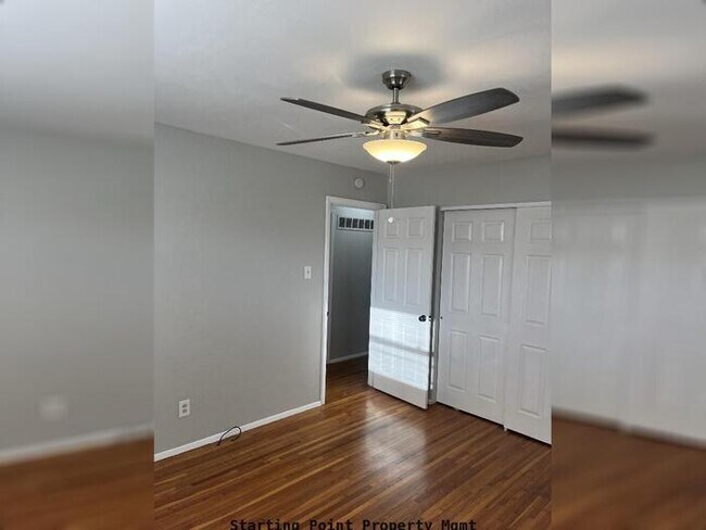 Building Photo - 835 Lindsay Lane