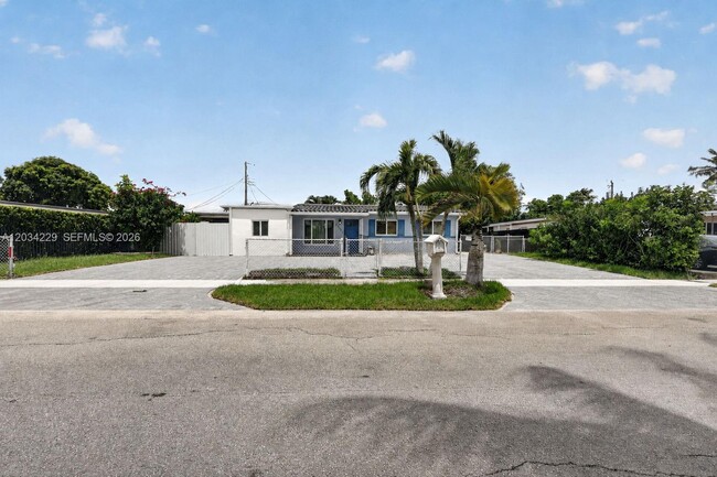 Building Photo - 17001 NW 53rd Ct