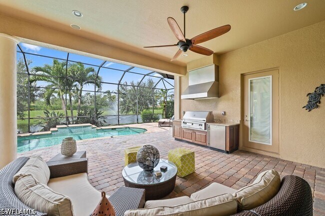Building Photo - 6315 Serano Way
