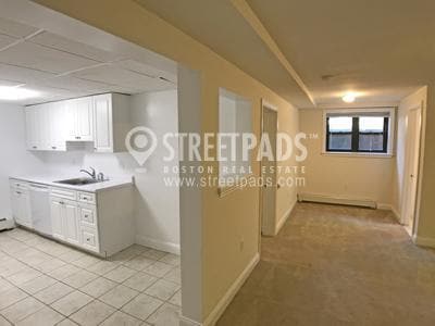 Building Photo - 1 bedroom in Brookline MA 02446
