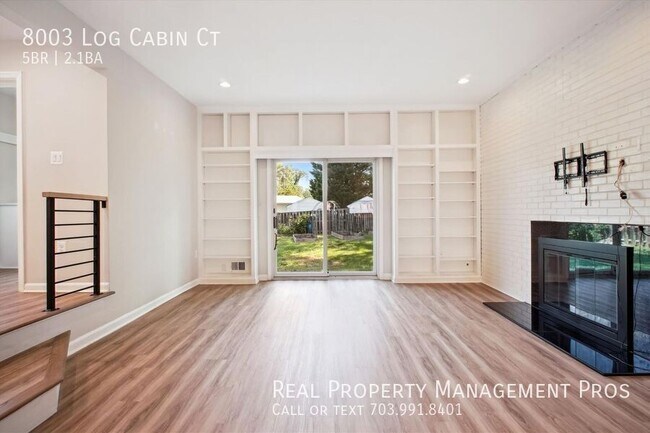 Building Photo - 8003 Log Cabin Ct