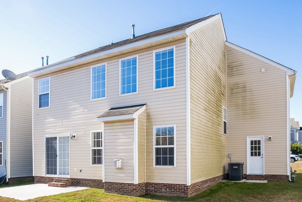 Building Photo - 10321 Samuels Way Dr