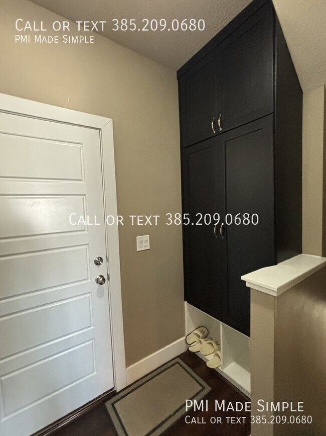 Building Photo - Charming 4-Bed Saratoga Springs Townhome w...