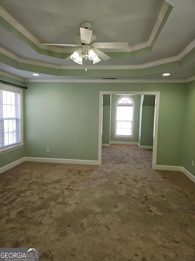 Building Photo - 185 Rock Hill Dr