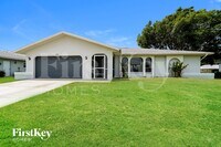 Building Photo - 302 SE 15th St