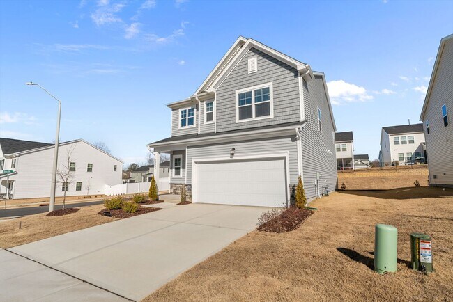 Building Photo - Beautiful 2-Story 4 Bedroom, 3 Bath Home in Angier — Just 30 Minutes from Downtown Raleigh