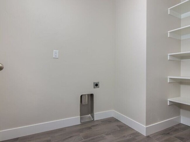 Building Photo - North Salt Lake 3 bed, 2.5 bath, Garage