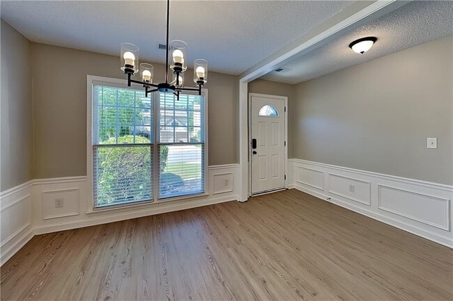 Building Photo - 3705 Patterstone Dr