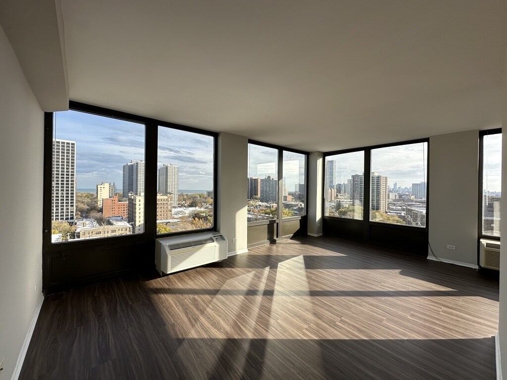 Building Photo - 4334 N Hazel St