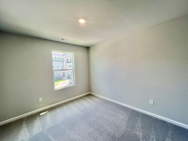 Building Photo - Newly Built 3BD, 2.5BA Raleigh Townhome in...