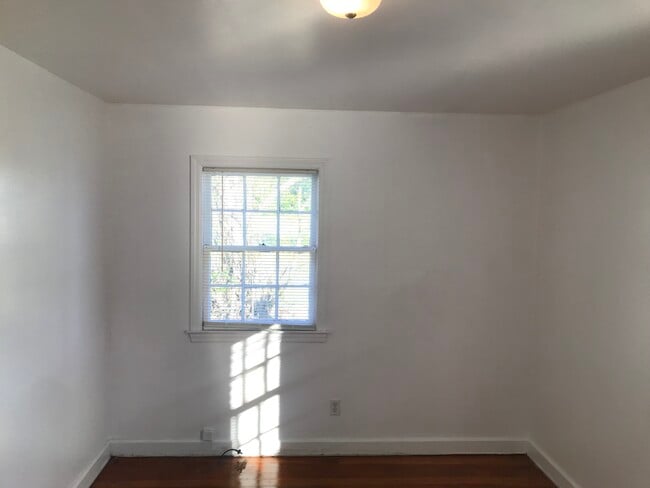 Building Photo - 204 N Forbes St
