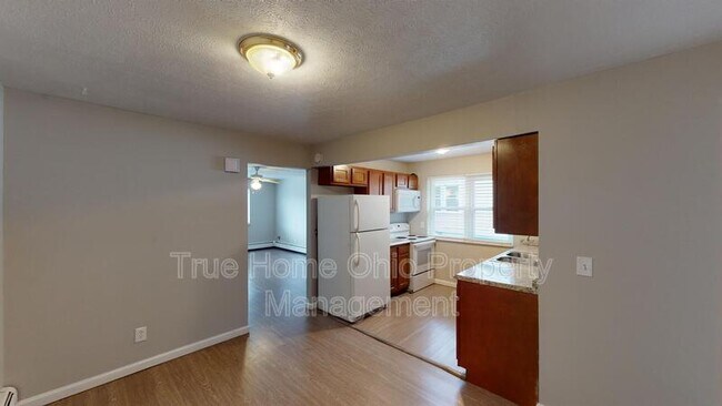 Building Photo - 2600 Kipling Ave