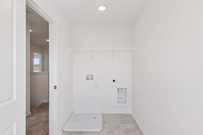 Building Photo - BRAND NEW - SINGLE FAMILY HOME IN COLUMBIA
