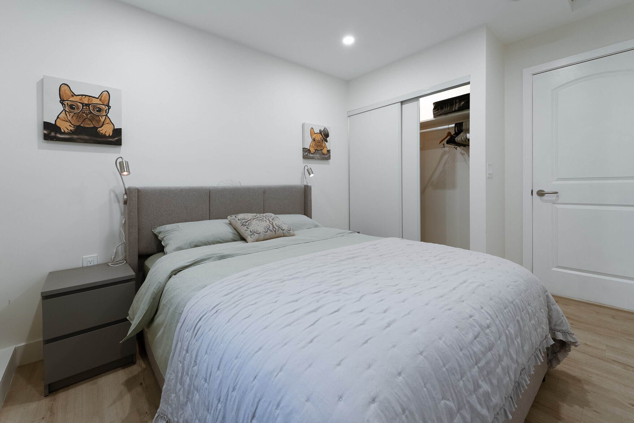 Building Photo - 7443 Jordan Ave