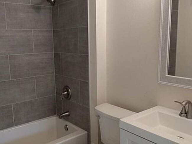 Building Photo - Age 55+ Only - Remodeled One Bedroom Condo...