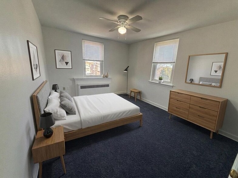 Building Photo - 4555 Bleigh Ave