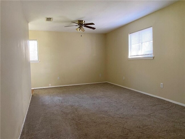Building Photo - 2231 Palmera Cove